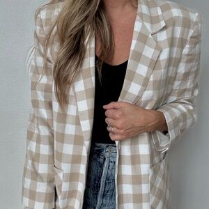 Women's Tan Checkered Blazer